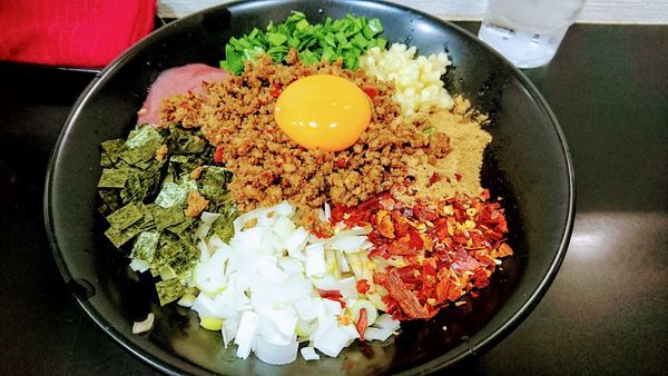 「【期間限定】台湾まぜそば(追い飯付)」@自家製麺SHINの写真