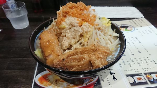 「弓豚二郎900円+他」@ラーメン礼の写真