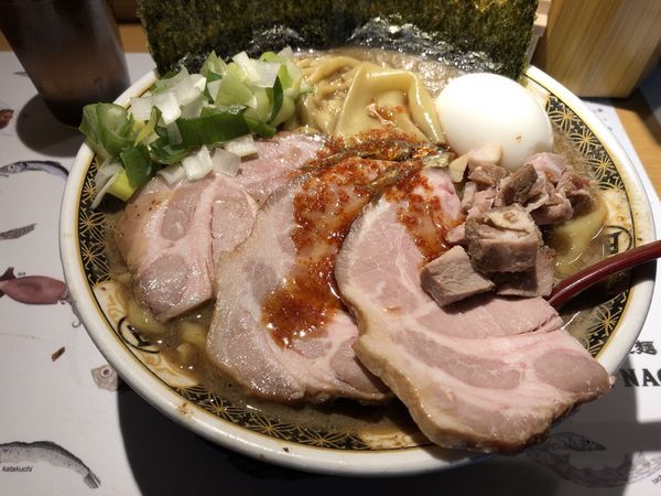 「こってり煮干全部入り 大盛」@すごい煮干ラーメン凪 西新宿7丁目店の写真