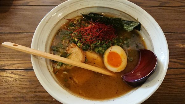 「鶏白湯ラーメン 860円」@ラーメン猿座の写真
