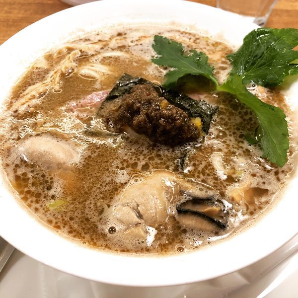「牡蠣の相白味噌らあめん」@箸とレンゲの写真