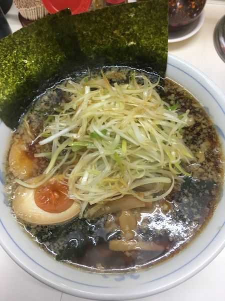 「ネギラーメン 味玉 メンマ」@三五八式の写真