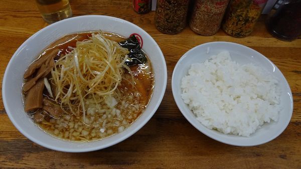 「ネギチャーシュー：バラ（900円）＋ライス並（220円）」@丸幸 立川店の写真
