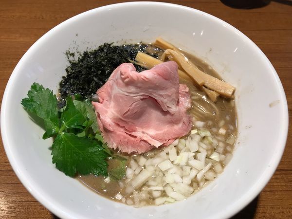「【限定】冷やし煮干そば  800円」@寿製麺よしかわ 川越店の写真