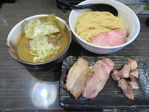 「カレーつけ麺中盛（９５０円）＋肉増し２５０円」@つけ麺 陽の写真