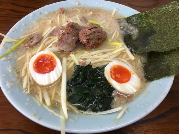 「ネギラーメン（太麺 硬め）＋味付玉子」@ラーメンショップ 牛久結束店の写真