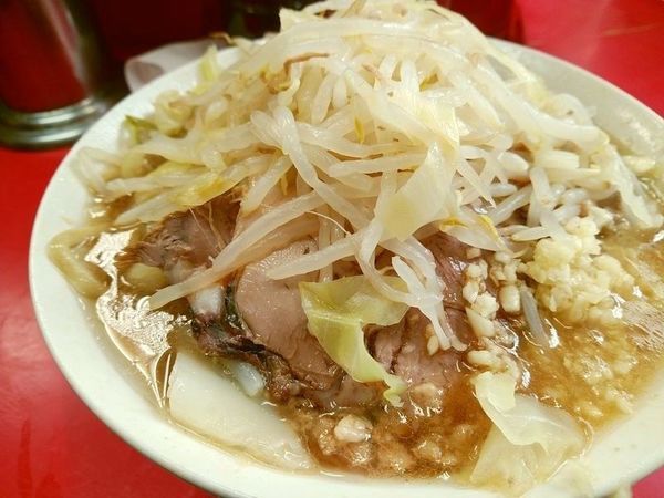 「ラーメン（ヤサイニンニクアブラ）」@ラーメン二郎 三田本店の写真