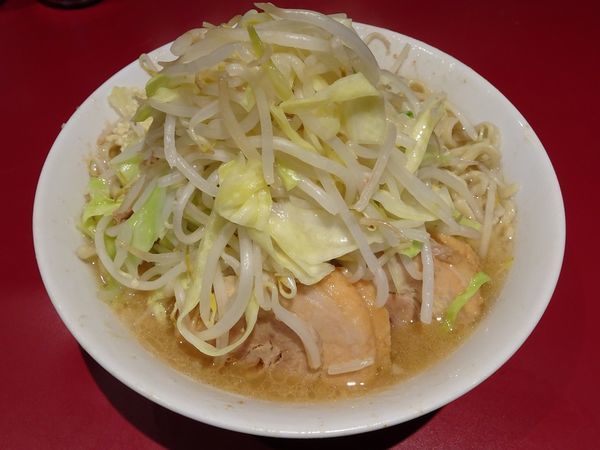 「小ラーメン（700円）ヤサイニンニク」@ラーメン二郎 荻窪店の写真