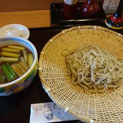 とり汁つけそば1000円