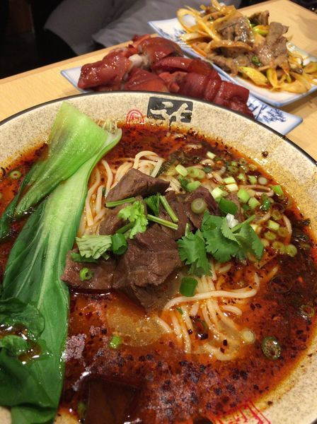 「牛肉小面 880円」@東京・重慶小麺 味道 池袋店の写真