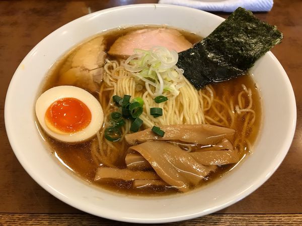 「中華そば 正油 中盛  780円」@東京屋の写真