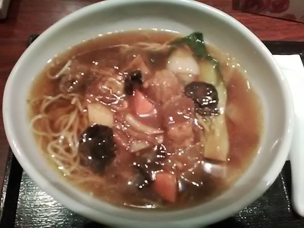 「牛南麺　1350円」@中華料理房 すずなりの写真