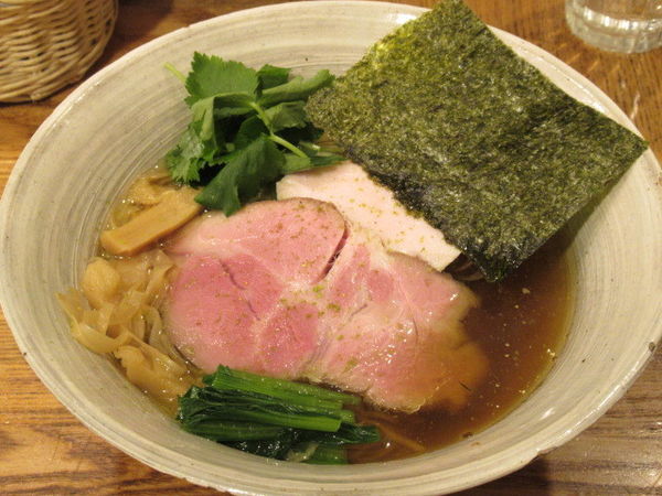 「山椒　白醤油そば（800円）」@中華そば きなりの写真