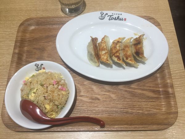 「半チャーハン餃子セット(¥421)」@れんげ食堂 Toshu 荻窪店の写真