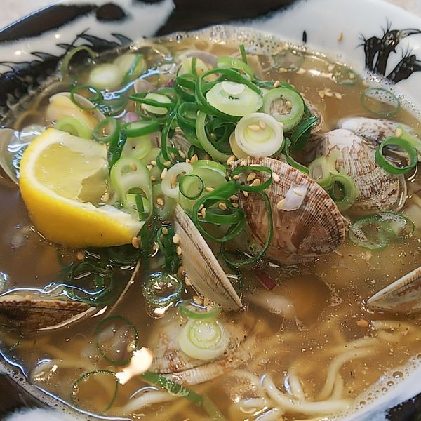「アサリらーめん」@煮干しらーめん専門店 ニボロクの写真