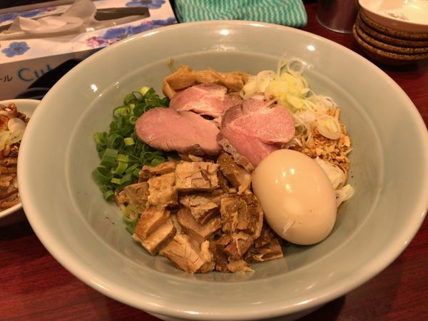 「まぜそば＋プチチャーシュー丼」@佐野らーめん 湧の写真