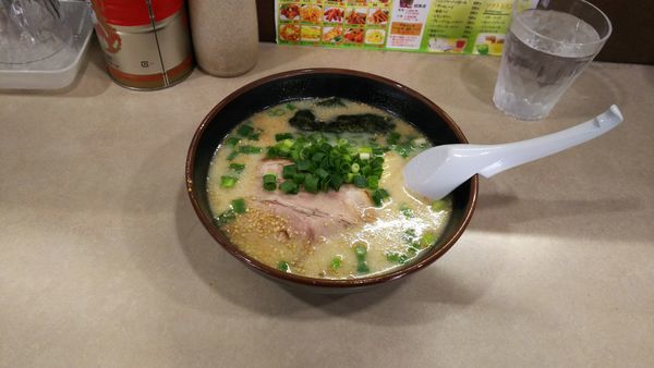 「博多ラーメン」@博多ラーメン 長浜や 池袋店の写真