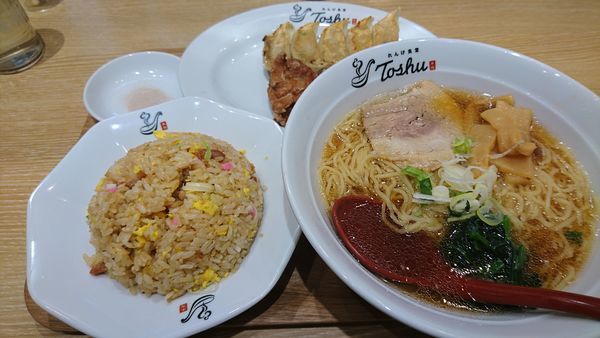 「ランチフルセット」@れんげ食堂 Toshu 烏山西口店の写真