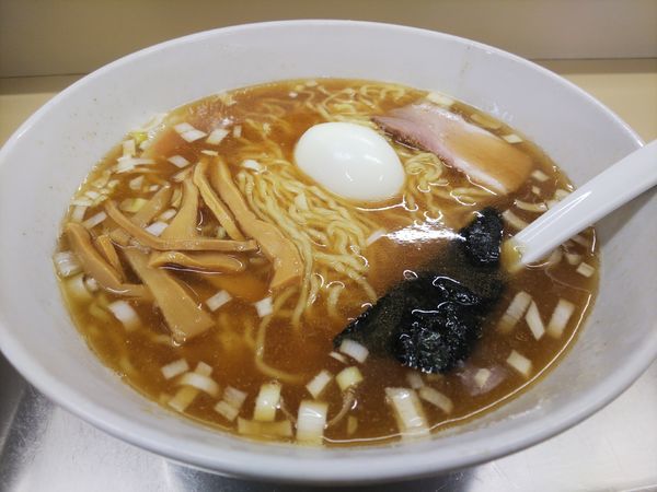 「中華そば＆たまご750円＋50円」@中華そば 大咲の写真