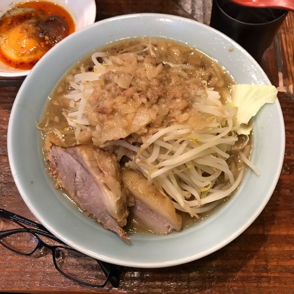 「ミニラーメン＋カラシビつけ卵」@立川マシマシの写真