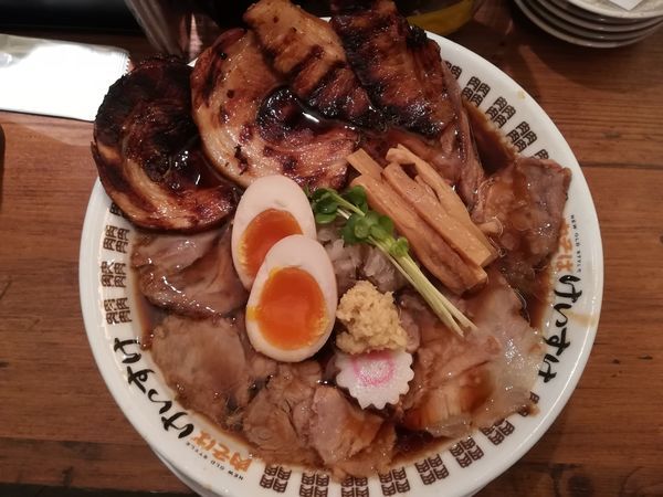 「肉そば醤油　スペシャル」@NEW OLD STYLE 肉そば けいすけの写真