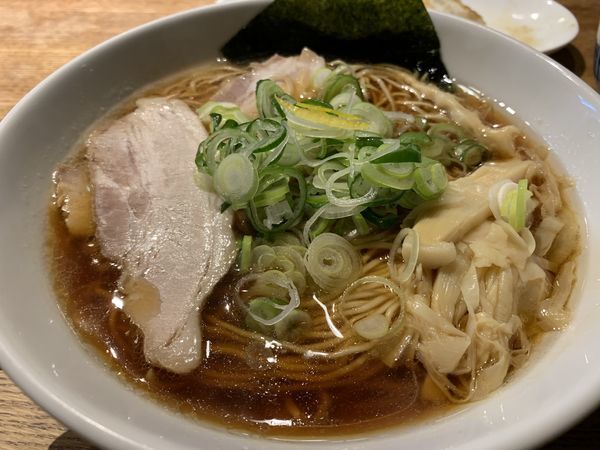 「中華そば」@中華そば専門 めんやいただきの写真