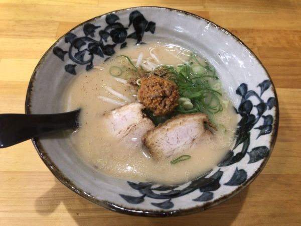 「あごだし白湯らぁめん」@麺家 ひばりの写真