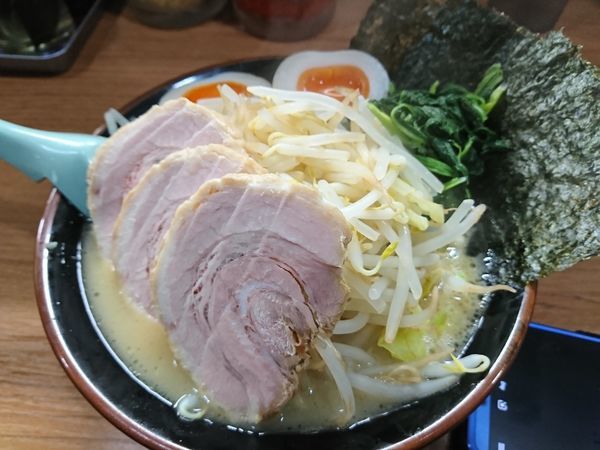 「玉学ラーメン醤油　¥８８０」@玉学家の写真