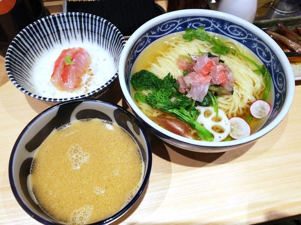 「【限定】金目鯛のつけそば＋鯵丼＋日本酒　1000＋α円」@寿製麺 よしかわ 西台駅前店の写真