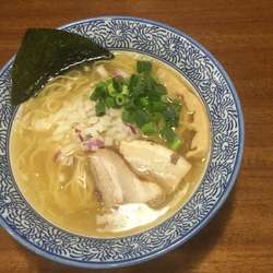 煮干しそば・塩味（￥750）