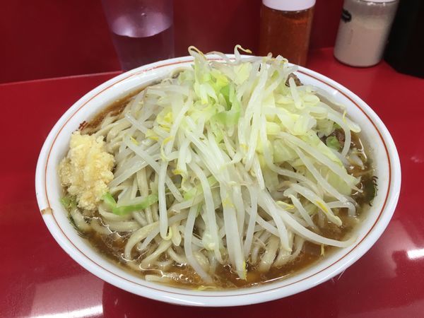 「大ラーメン アブラ少なめ ニンニク」@ラーメン二郎 越谷店の写真
