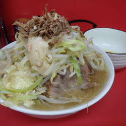 小ラーメン豚増し