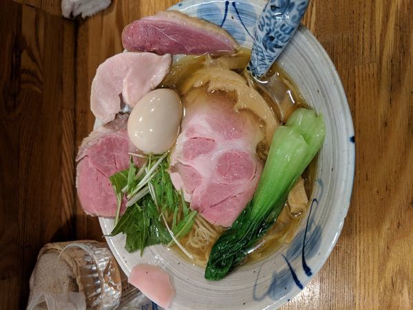 「塩らーめん肉増し味玉」@中華そば きなりの写真