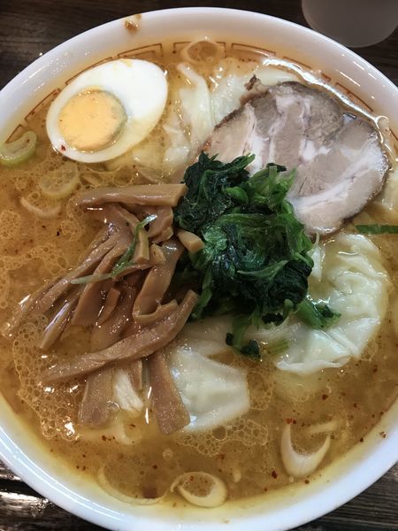 「味噌ワンタン麺  680円」@中華そば 光来の写真