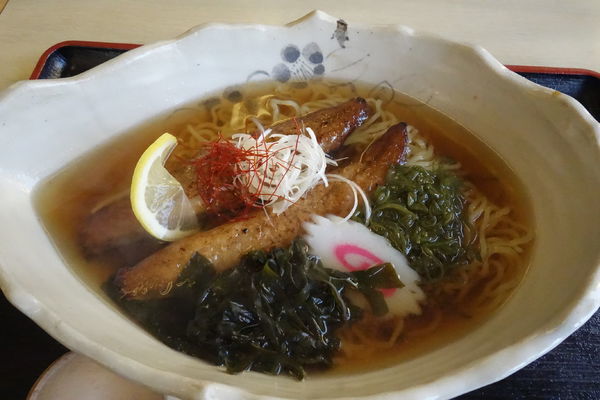 「椿・潮騒らーめん」@美食厨房まるよしの写真