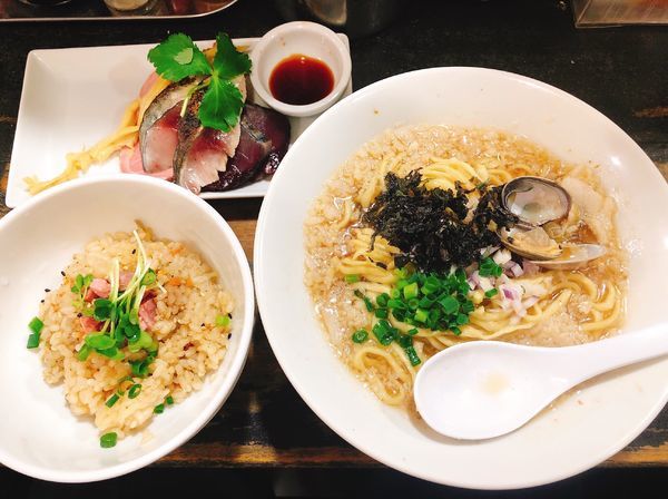 「(限定)鯖煮干の背脂ラーメンセット」@らぁめん こはくの写真