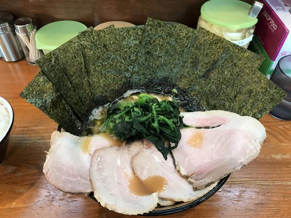 「チャーシューメン+ライス+のり」@末廣家の写真