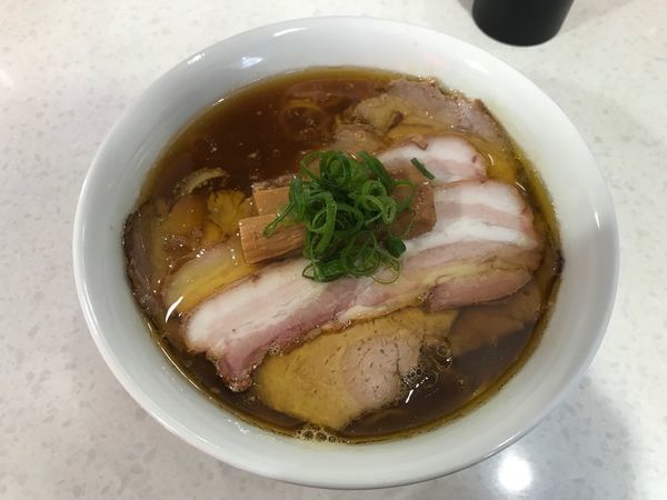 「醤油チャーシュー麺」@ラーメン星印の写真