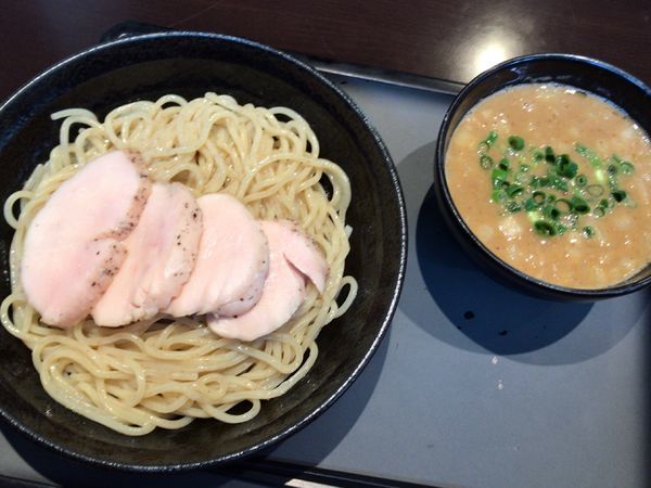 「濃厚つけ麺＋鶏チャーシュー」@中華そば 輝羅の写真