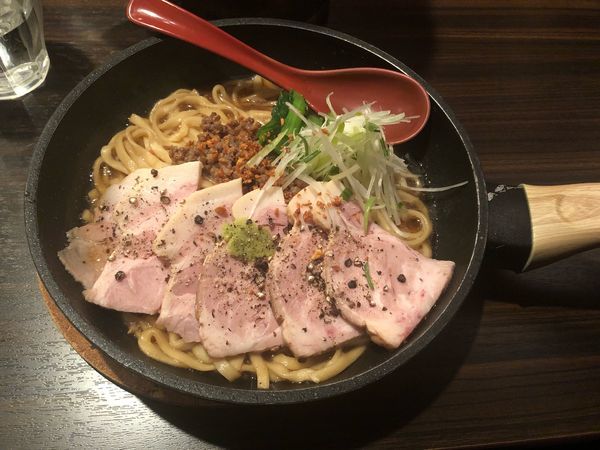 「黒毛和牛のチャーシュー増し牛脂そば」@房総式ラーメン JINRIKISENの写真