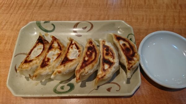 「焼き餃子(250円)」@揚子江大飯店の写真