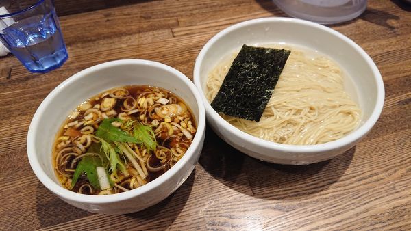 「醤油のつけソバ(小)」@Tomboの写真