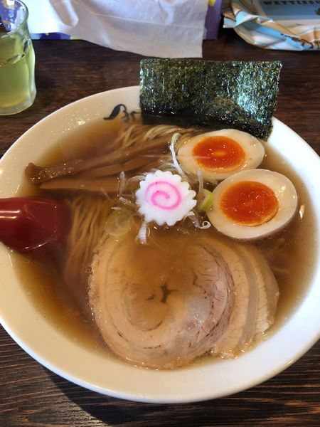 「淡成ラーメン 600円+味玉」@麺や紡の写真