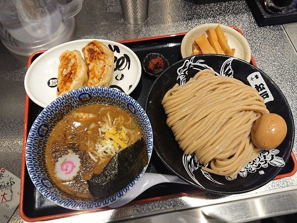 「濃厚つけめん（大）、心の味餃子、など」@松戸富田麺絆の写真