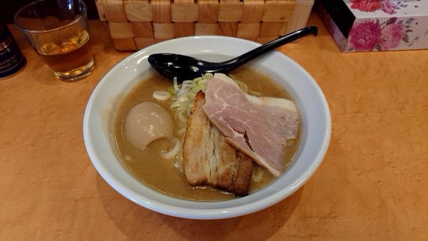 「味玉ド豚骨」@ド豚骨 貫の写真