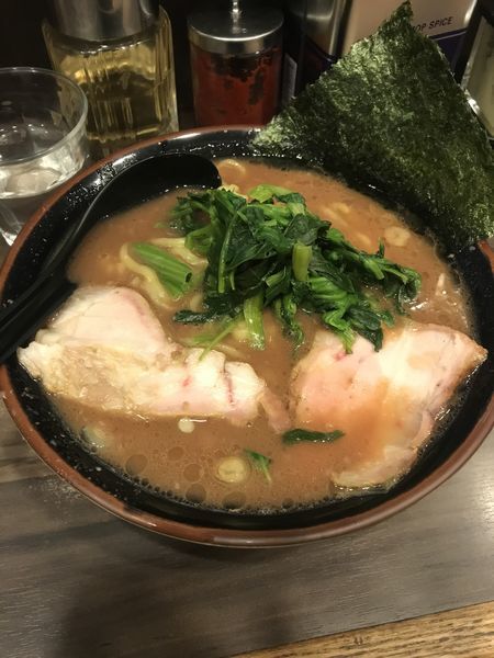 「ラーメン740円」@神田ラーメン わいず 神田本店の写真