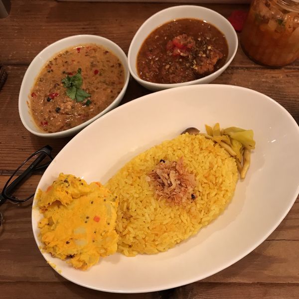 「ディナータイムダブルカリー+ポテトサラダ」@レインボウスパイスの写真