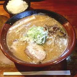 焙煎ごまみそラーメン