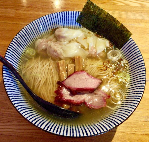 「わんたんそば 塩」@支那そば なかじまの写真