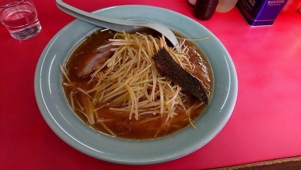 「中ネギラーメン+ネギ」@ラーメンショップ 高田店の写真
